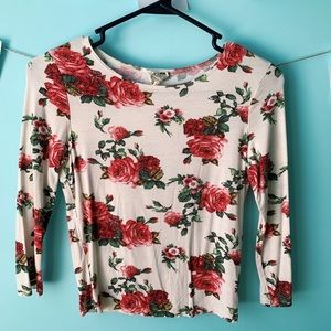 Floral 3/4 sleeve crop top